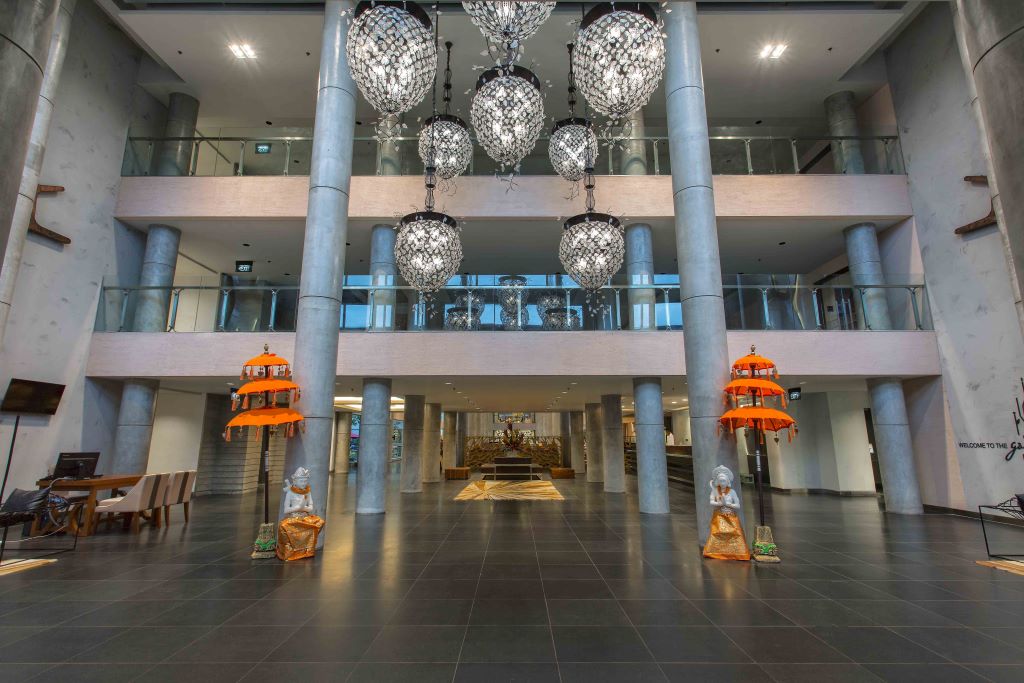 Hotel dekat Bandara Bali, Hilton Garden Inn Bali berjarak 5 menit berjalan kaki dari bandara.
