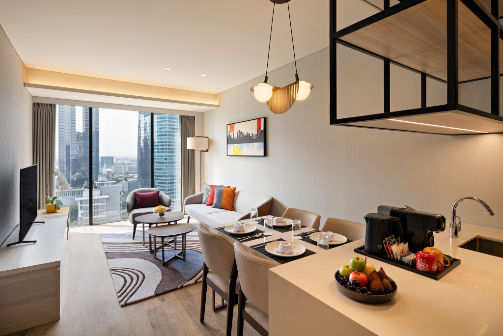 Swissôtel Living Jakarta, the living room.