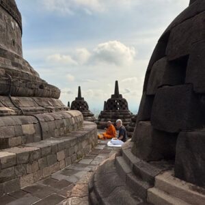 - Borobudur, destinasi prioritas dalam perjalanan wisata Indonesia.