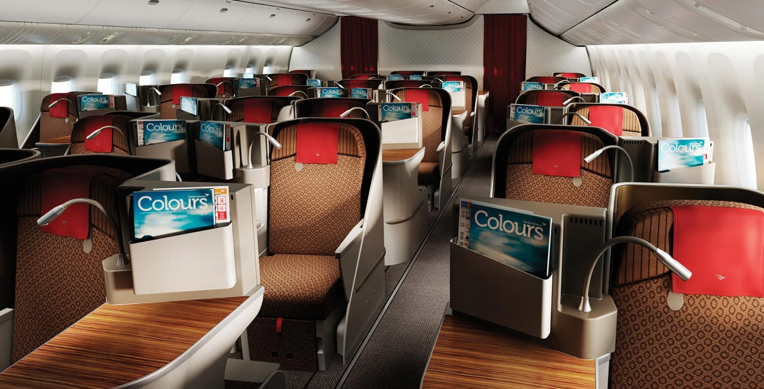 Interior Business Class Boeing 777-300ER Garuda Indonesia.