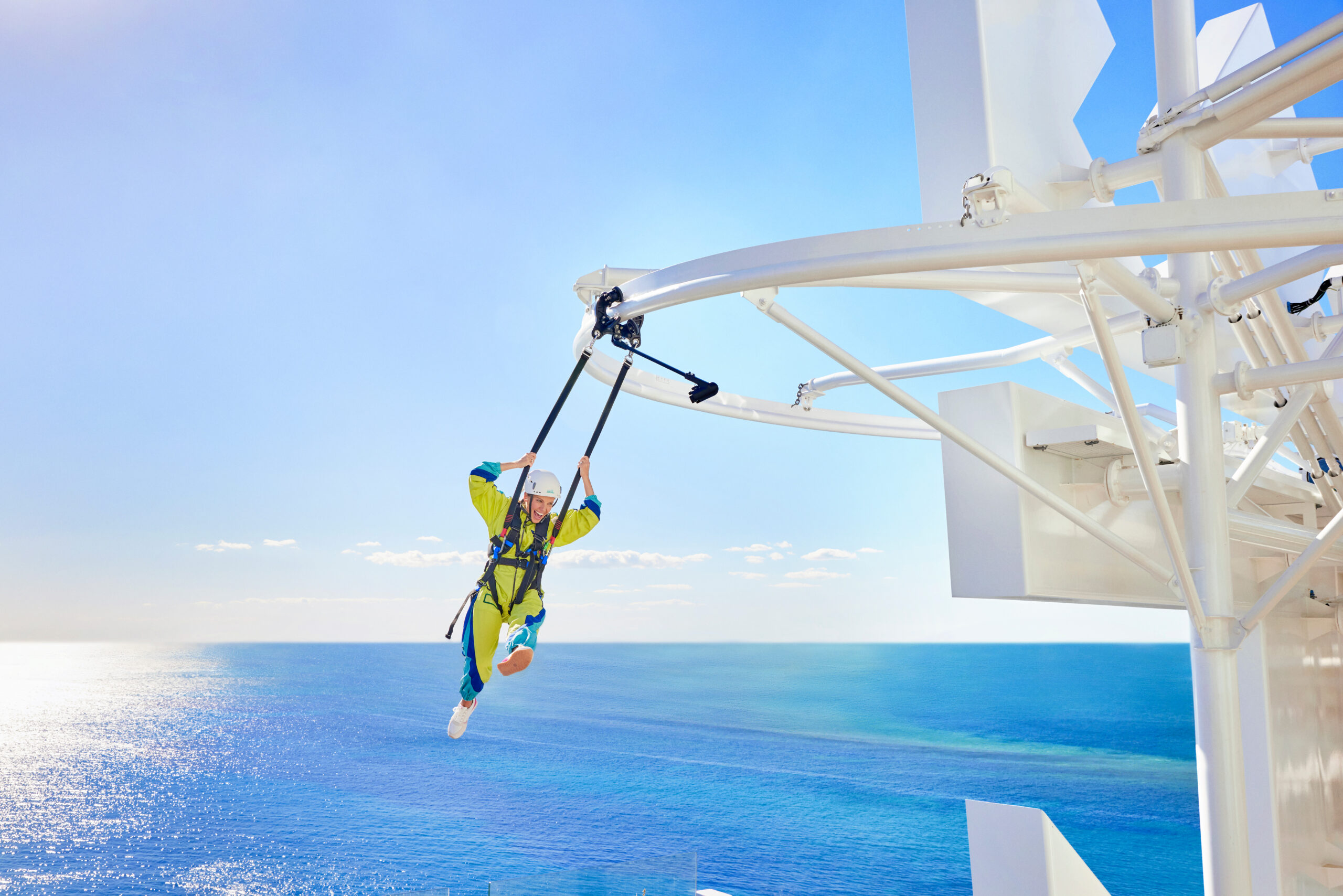Crown's Edge menjadi salah satu hiburan menarik di Legend of the Seas.