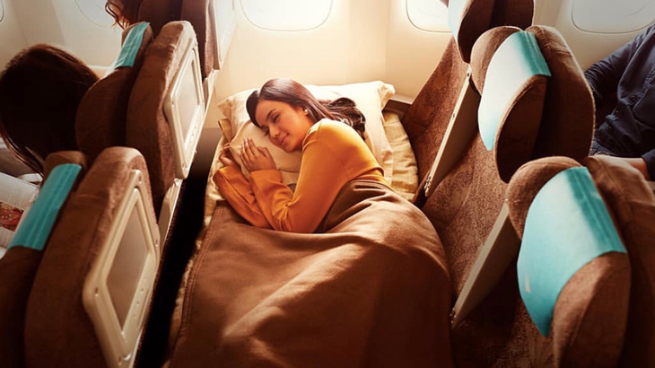 garuda premium ekonomi
