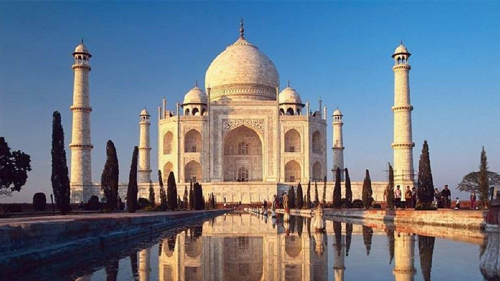 Kebijakan ini bertujuan untuk melindungi situs budaya yang berusia hampir empat abad tersebut. (Foto: tajmahal.gov.in)