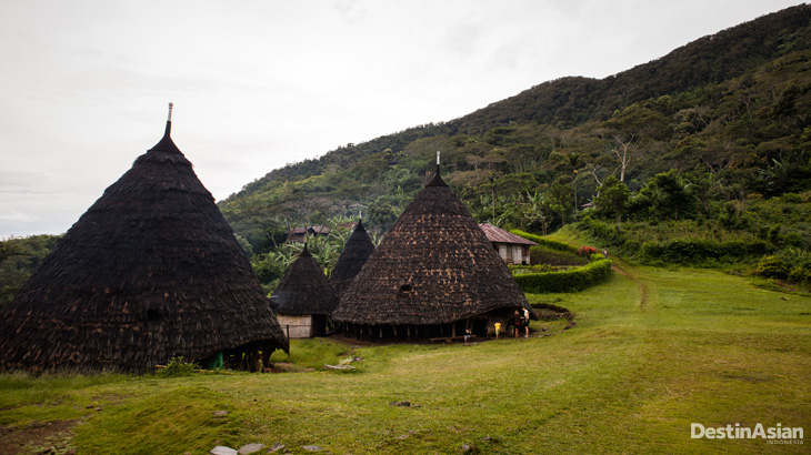 Wae Rebo menampung tujuh rumah tradisional.